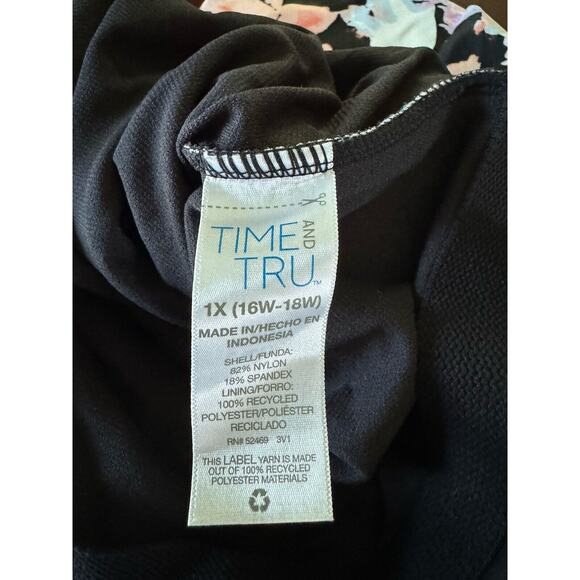 Time And Tru Bathing Suit 1X Multicolor Floral One Piece Women's Summer Beach - Picture 4 of 10